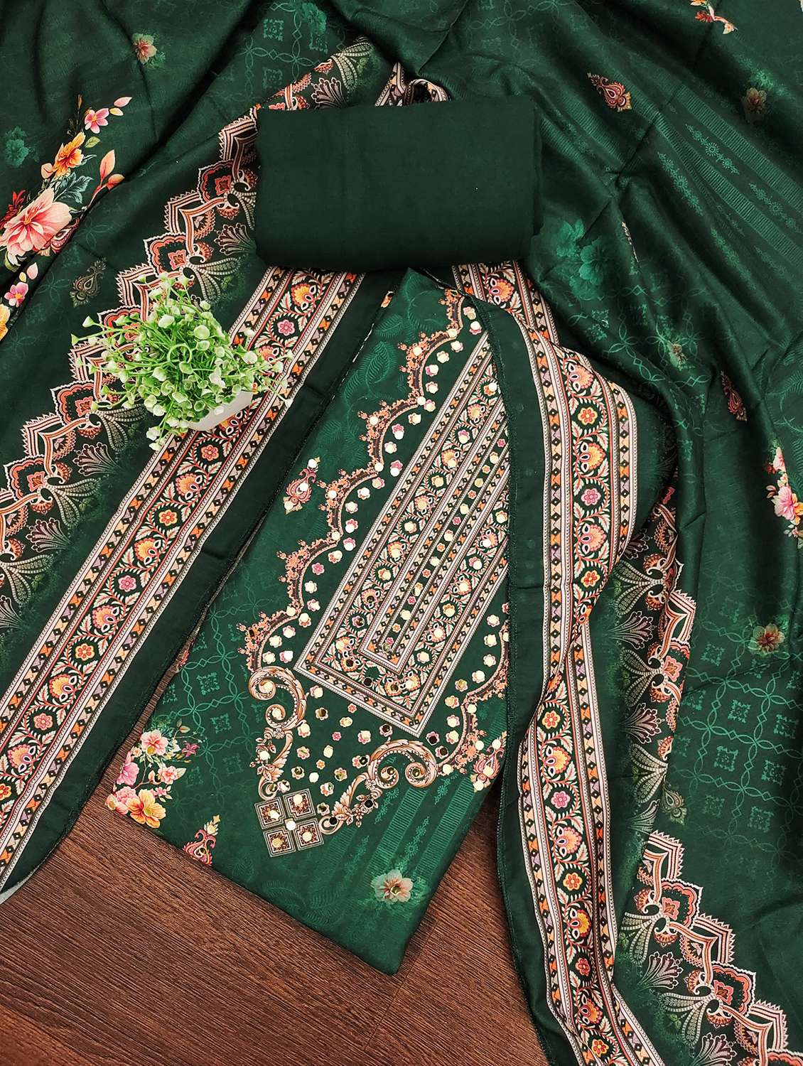 women floral print unstitched suit set