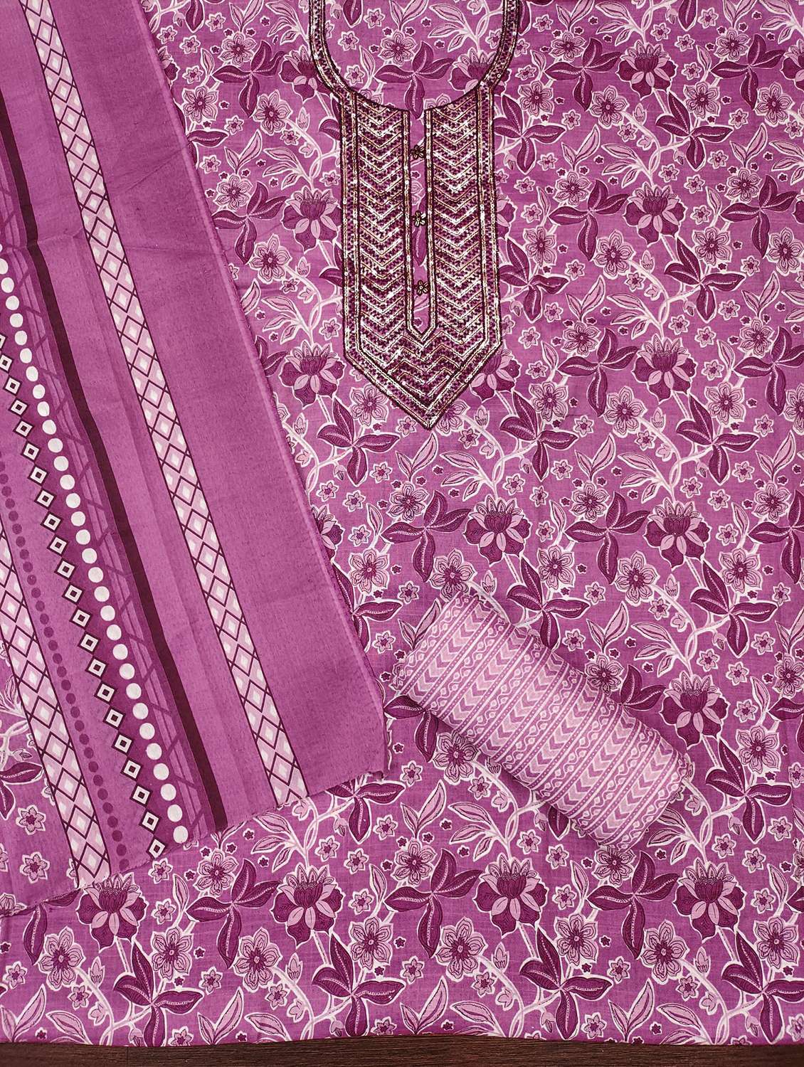 women printed with embroidery work unstitched suit set - 21981308 -  Standard Image - 1