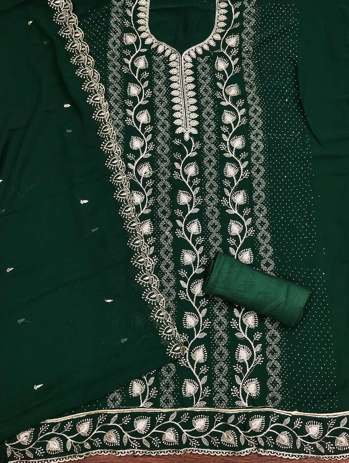 women embroidered unstitched suit set - 21981326 -  Standard Image - 1