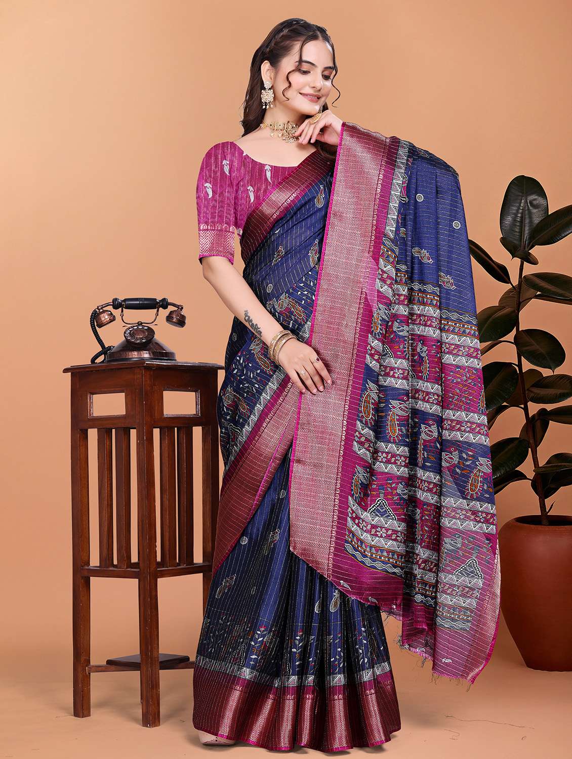 women printed bordered saree with blouse - 21981474 -  Standard Image - 1