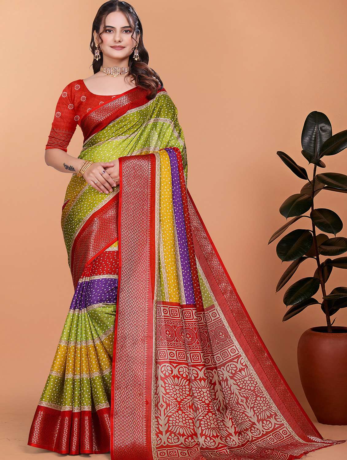 women printed bordered saree with blouse - 21981499 -  Standard Image - 1