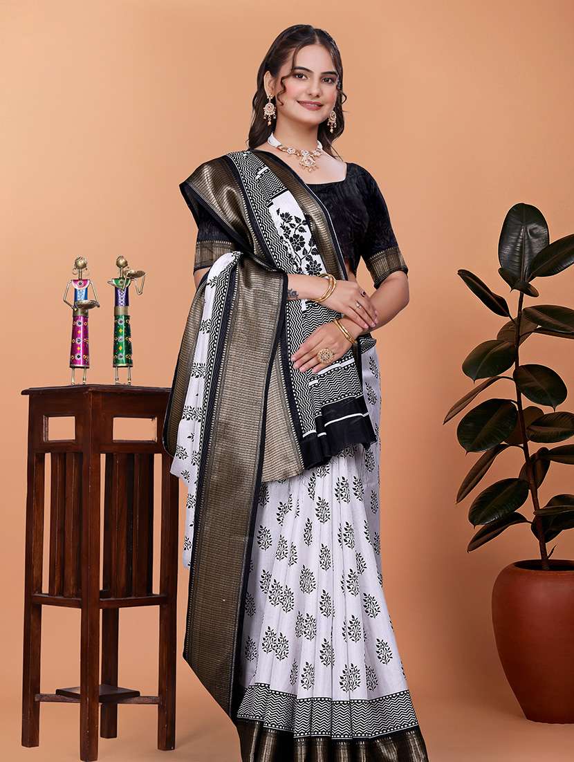 women printed bordered saree with blouse - 21981500 -  Standard Image - 1