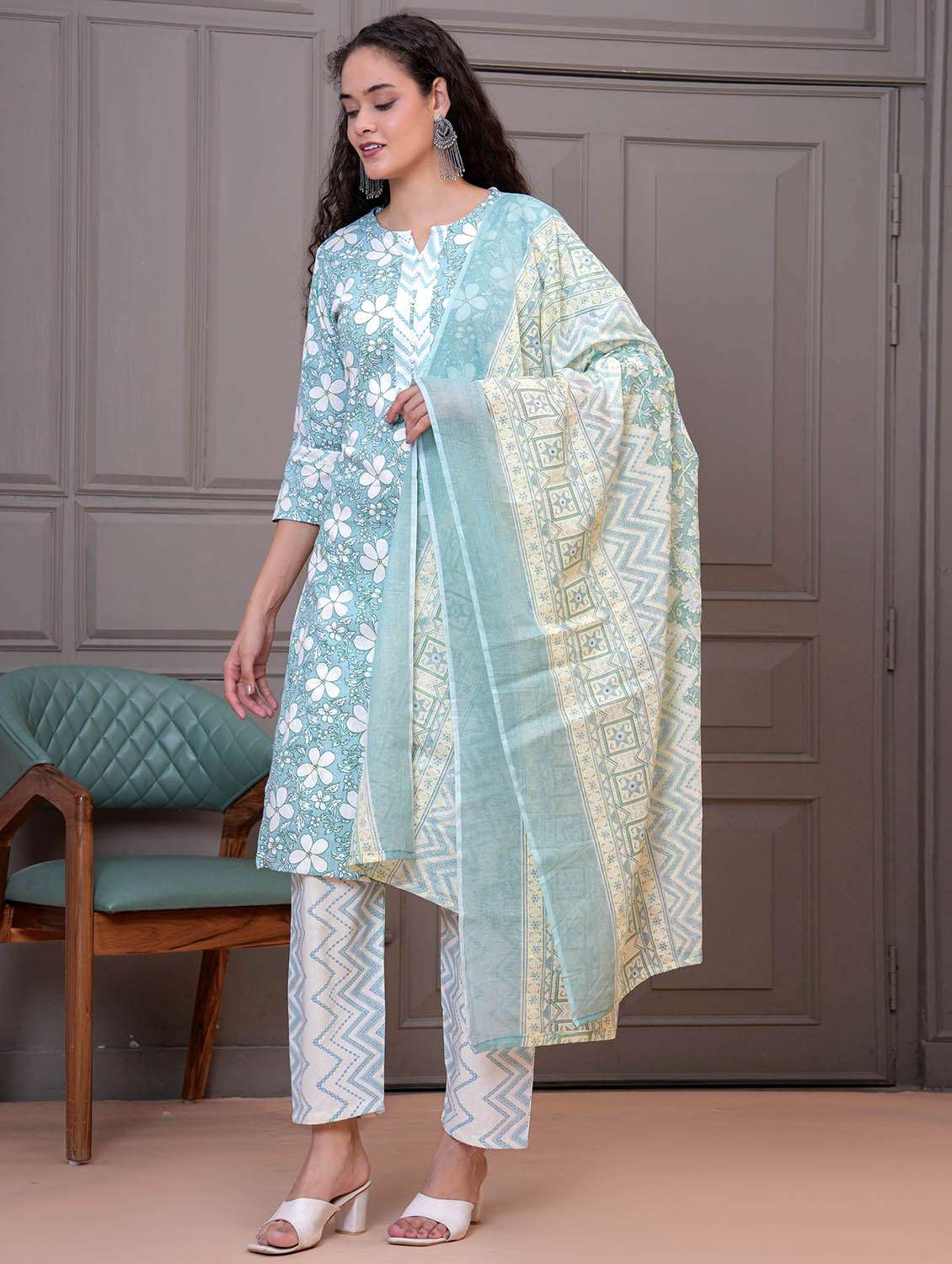 women three quarter sleeve kurta pant with dupatta set - 21981570 -  Standard Image - 1