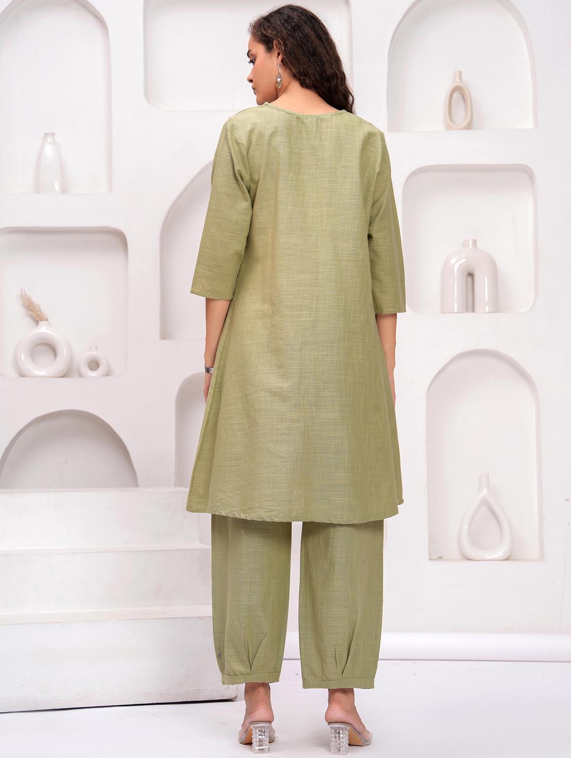 women embroidered notch neck kurta and salwar set - 21981582 - Standard Image - 4