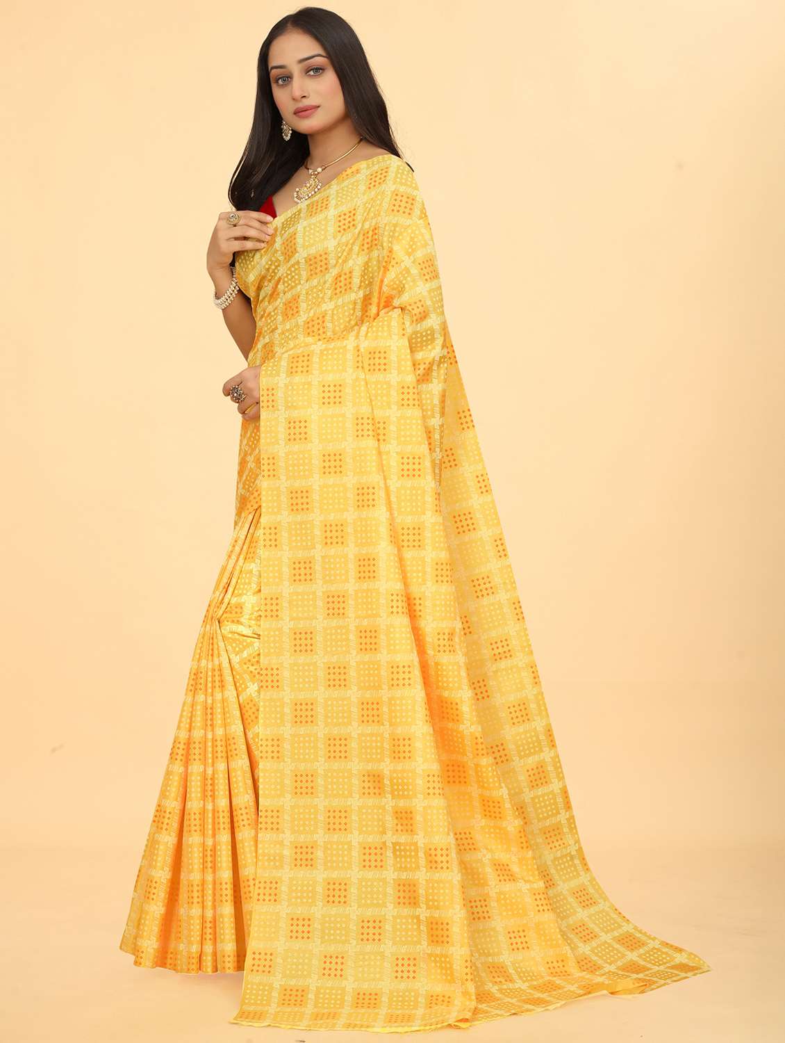 women bandhani printed saree with blouse - 21981719 -  Standard Image - 1