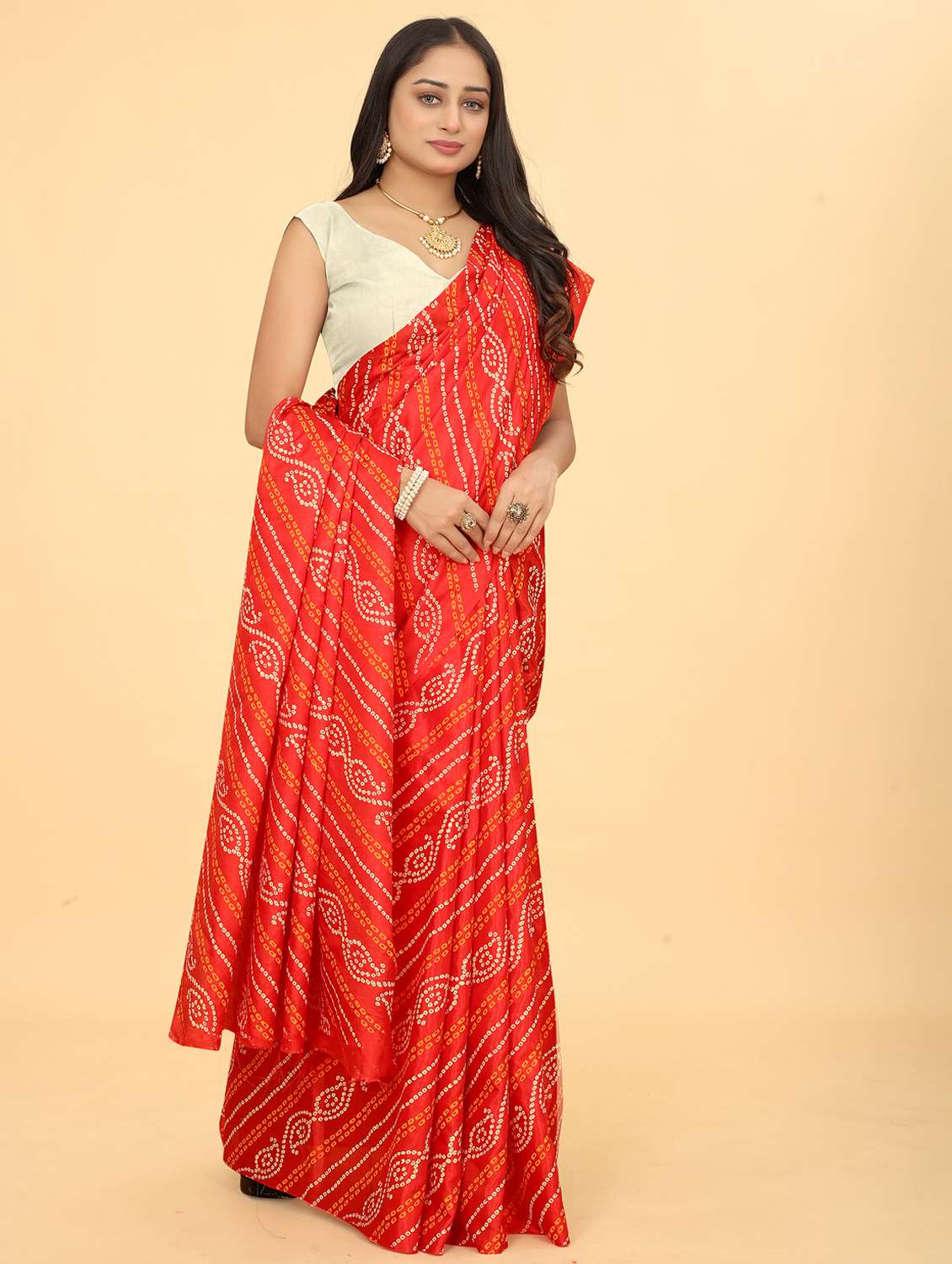women bandhani printed saree with blouse - 21981724 -  Standard Image - 1