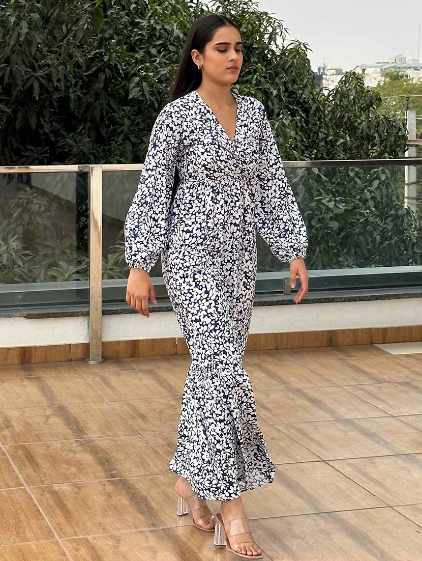 women floral print puff sleeve fit & flare maxi dress - 21981787 - Standard Image - 1