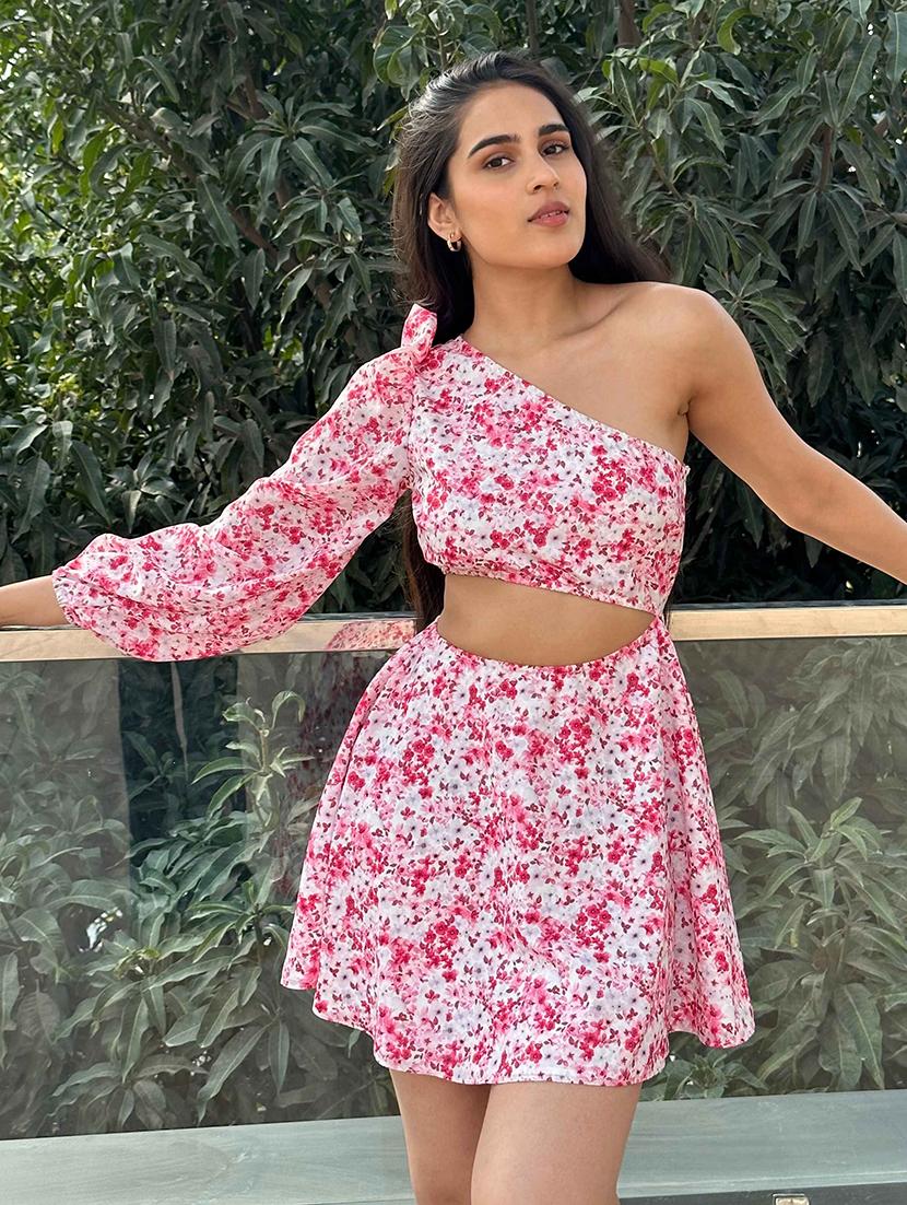 women floral print single shoulder cut out fit & flare dress - 21981790 - Standard Image - 4