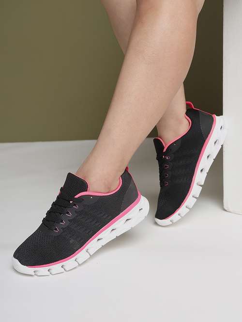 women black lace-up sports shoe
