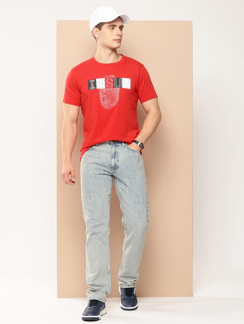 men chest print round neck regular fit t-shirt - 21981930 - Standard Image - 4