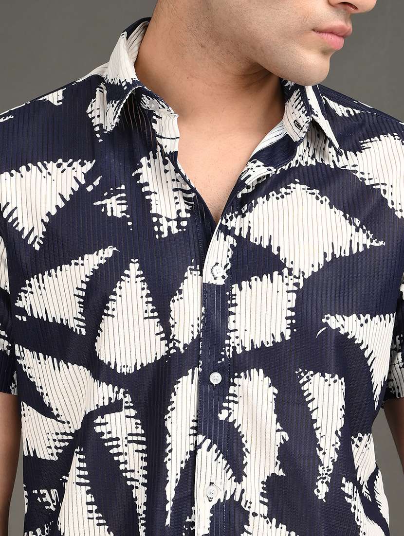 men printed short sleeve regular fit casual shirt - 21982194 -  Standard Image - 4