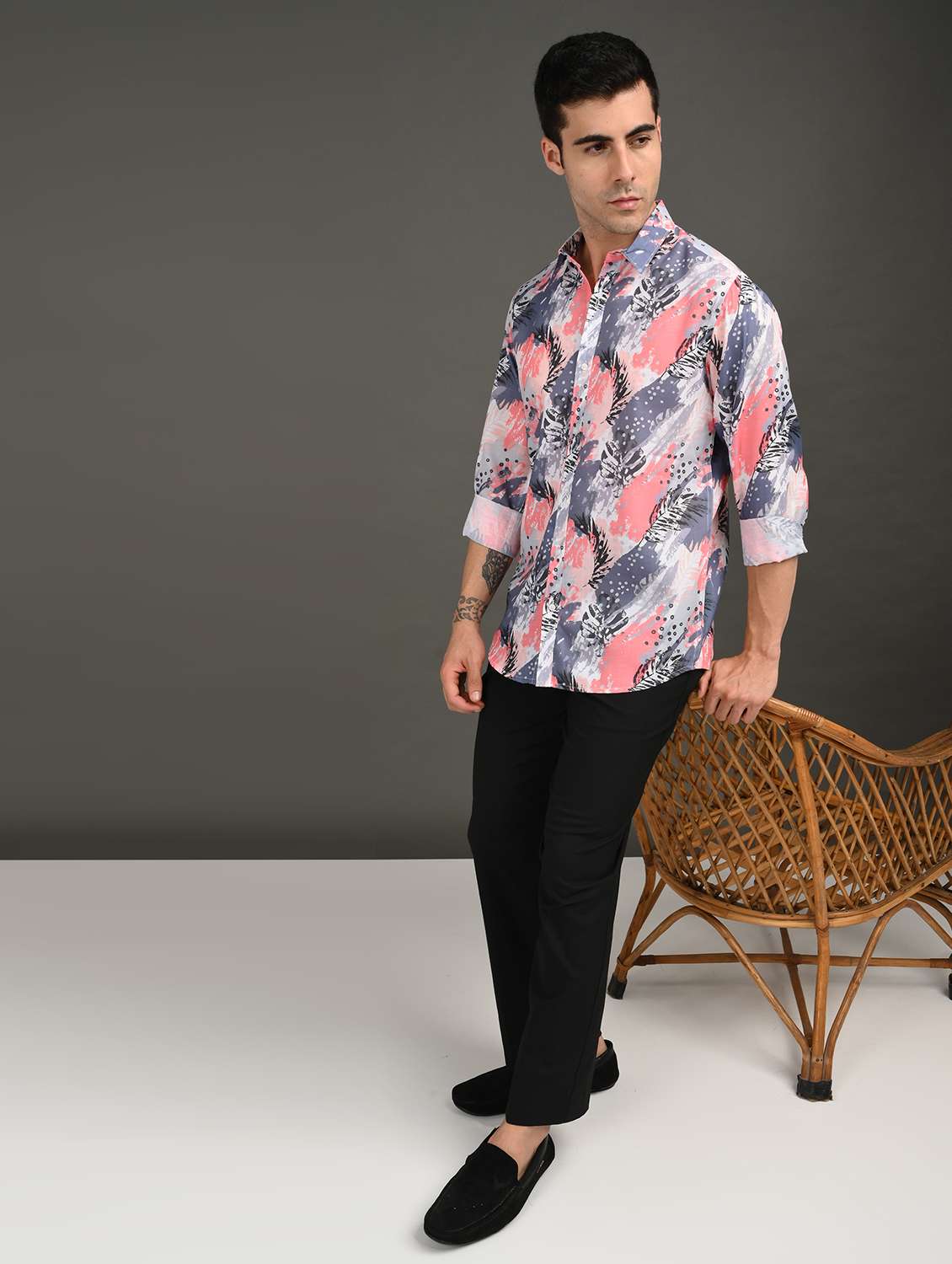 men printed long sleeve regular fit casual shirt - 21982208 -  Standard Image - 4