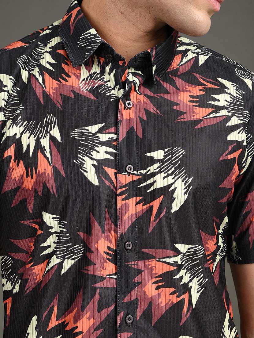 men printed short sleeve regular fit casual shirt - 21982238 -  Standard Image - 4