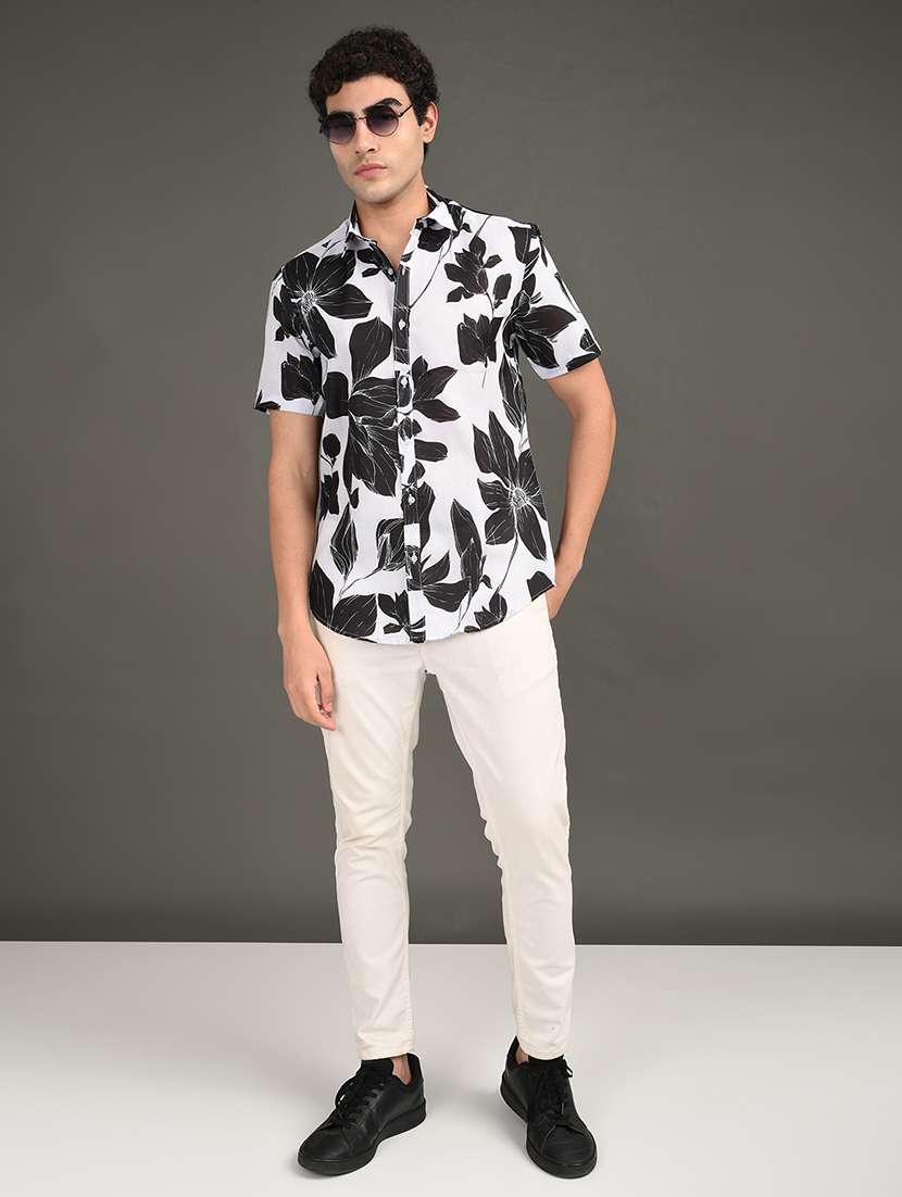 men printed short sleeve regular fit casual shirt - 21982243 -  Standard Image - 4