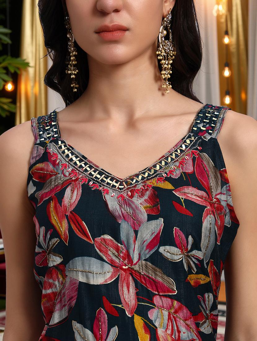 women floral sleeveless kurta pant with dupatta set - 21982268 - Standard Image - 4