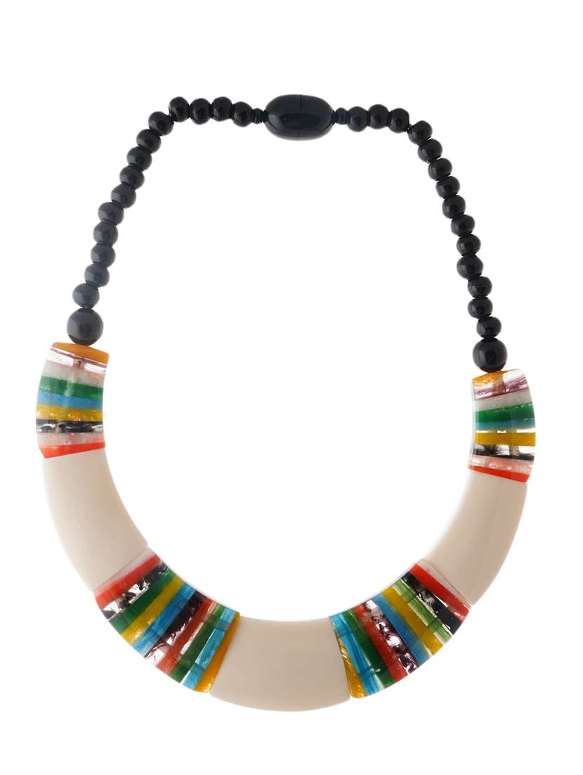 women handmade resin beaded necklace - 21982881 -  Standard Image - 1