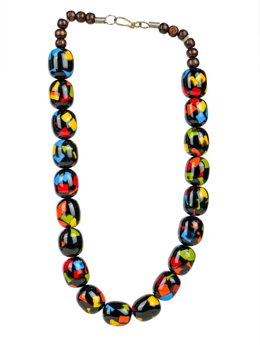women handmade resin beaded necklace - 21982884 -  Standard Image - 1