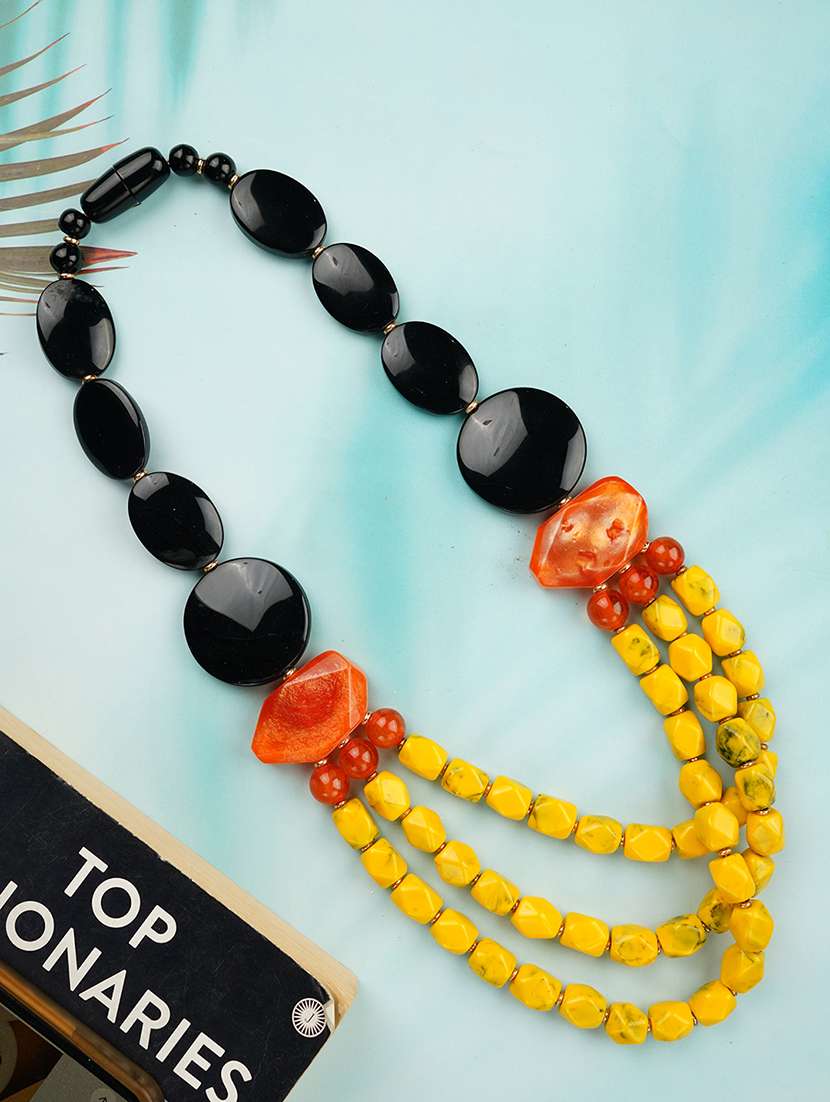 women resin beaded fashion necklace