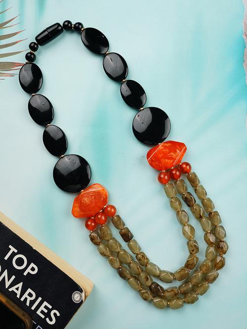 women resin beaded fashion necklace - 21982888 -  Standard Image - 0