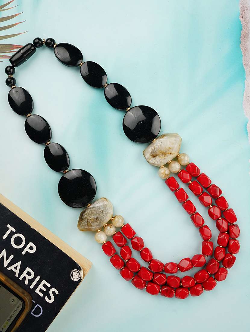 women resin beaded fashion necklace