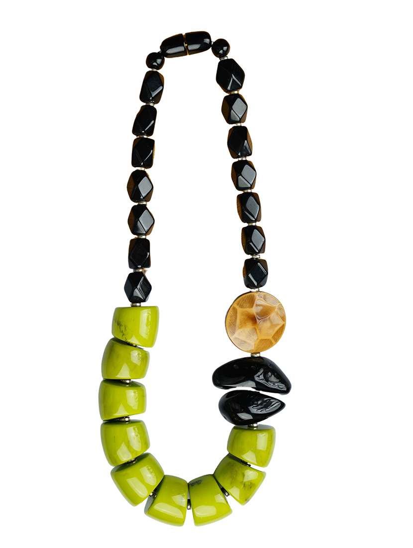 ethnic tribal handmade resin beaded fashion necklace - 21982901 -  Standard Image - 1