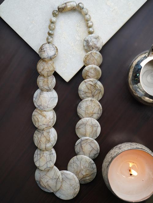 ethnic tribal handmade resin beaded fashion necklace - 21982906 -  Standard Image - 0