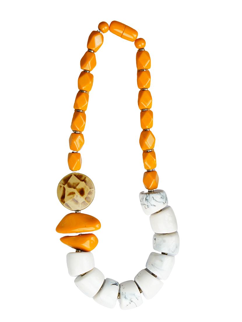 ethnic tribal handmade resin beaded fashion necklace - 21982907 -  Standard Image - 1