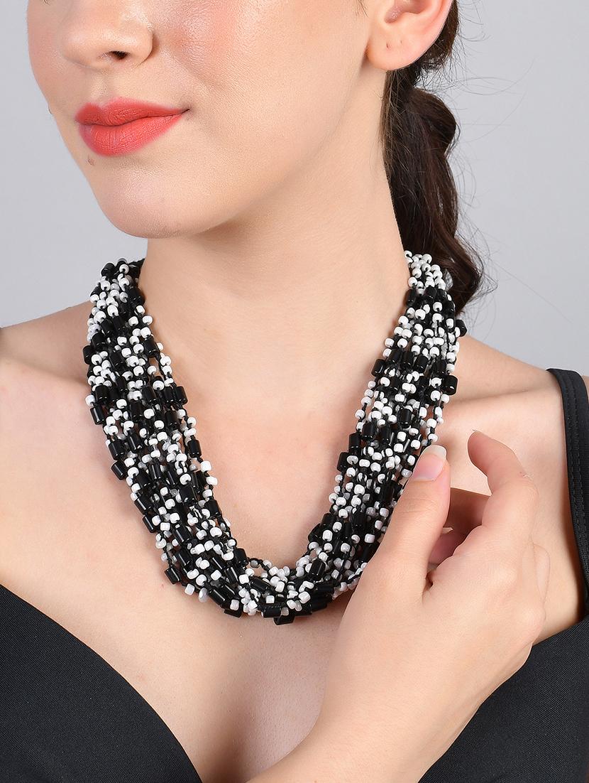 ethnic tribal handmade resin beaded fashion necklace - 21982921 - Standard Image - 1