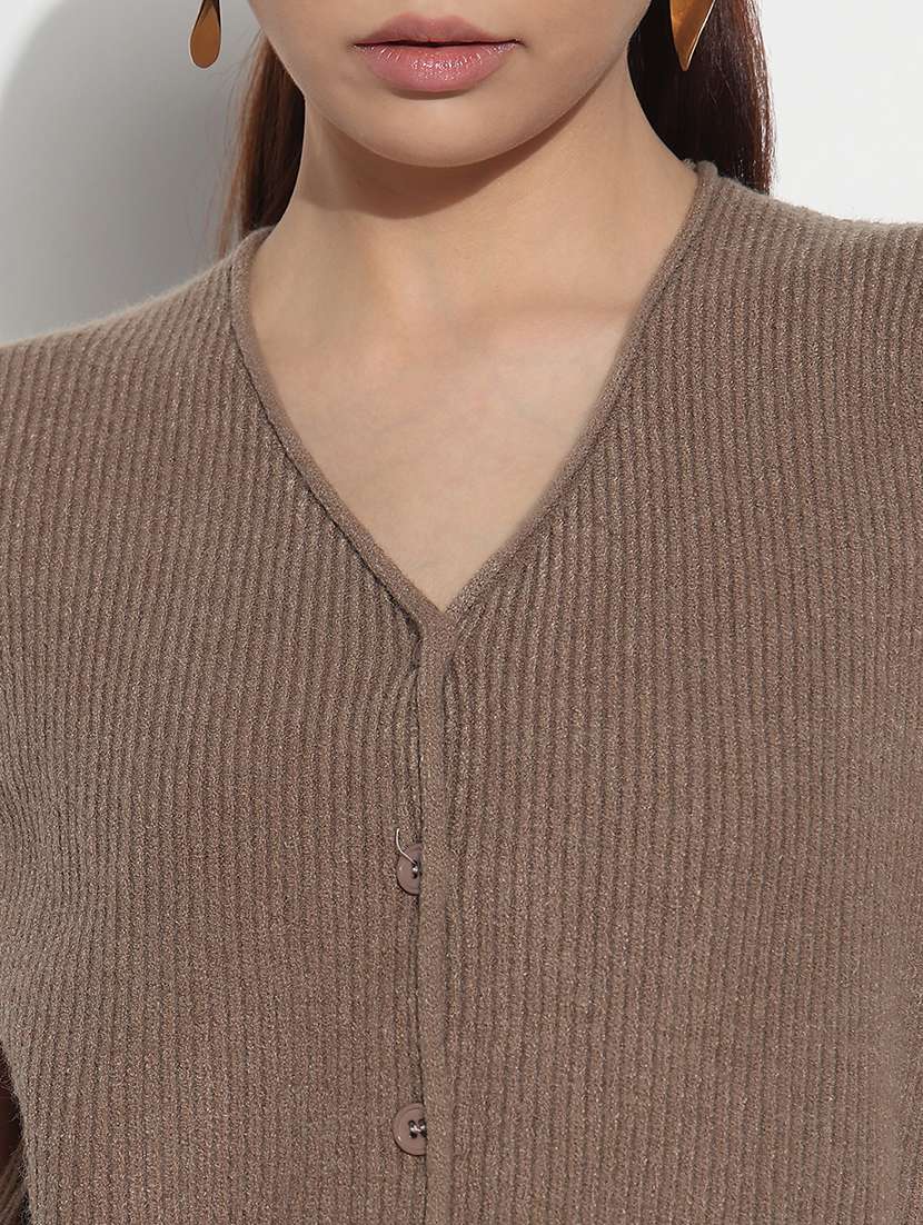 women self designed sleeveless kintted top - 21983037 -  Standard Image - 4