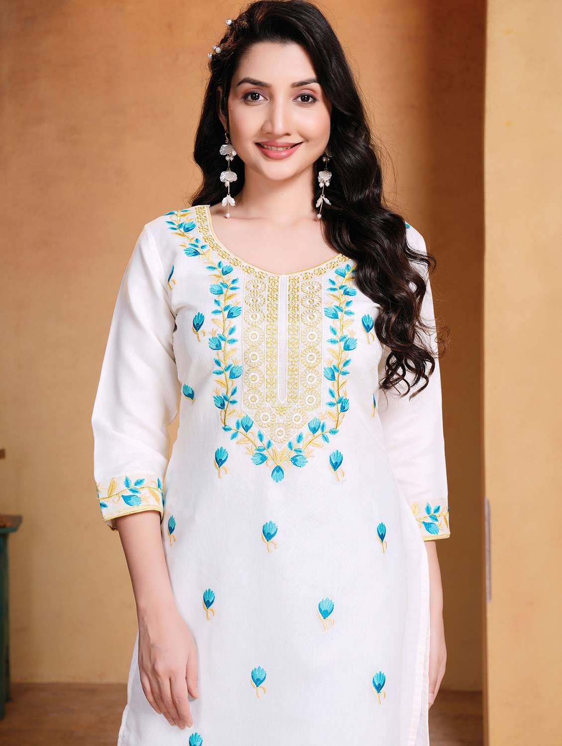 women solid with work three quarter sleeve straight kurta - 21983053 -  Standard Image - 1