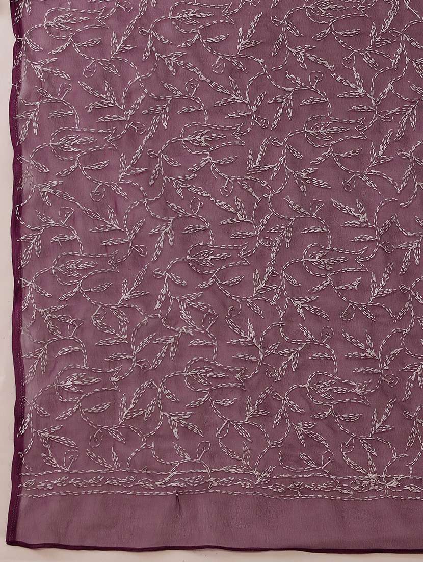 women solid with work chikankari saree with blouse - 21983099 - Standard Image - 4