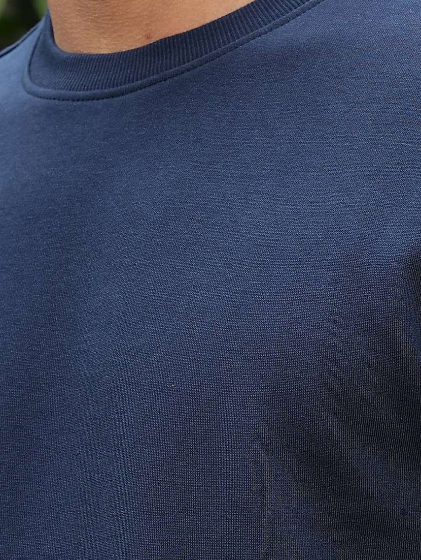 Men Solid Long Sleeve Regular Fit Sweatshirt
