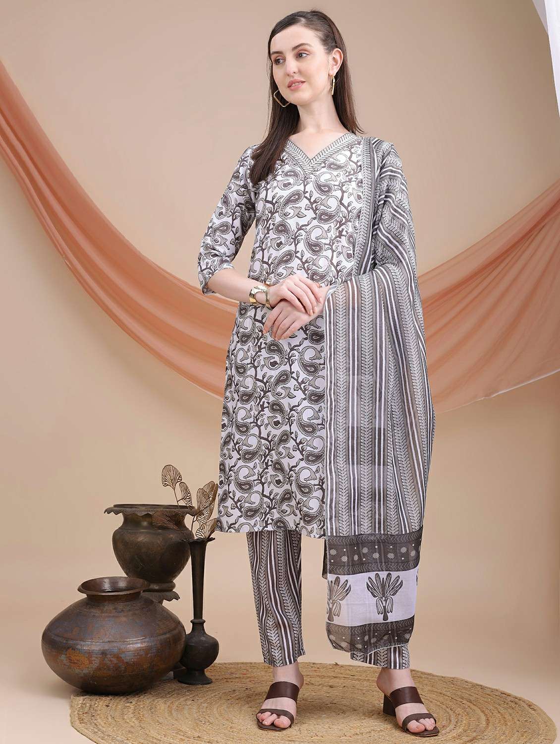 women three quarter sleeve kurta pant with dupatta set - 21983309 -  Standard Image - 1