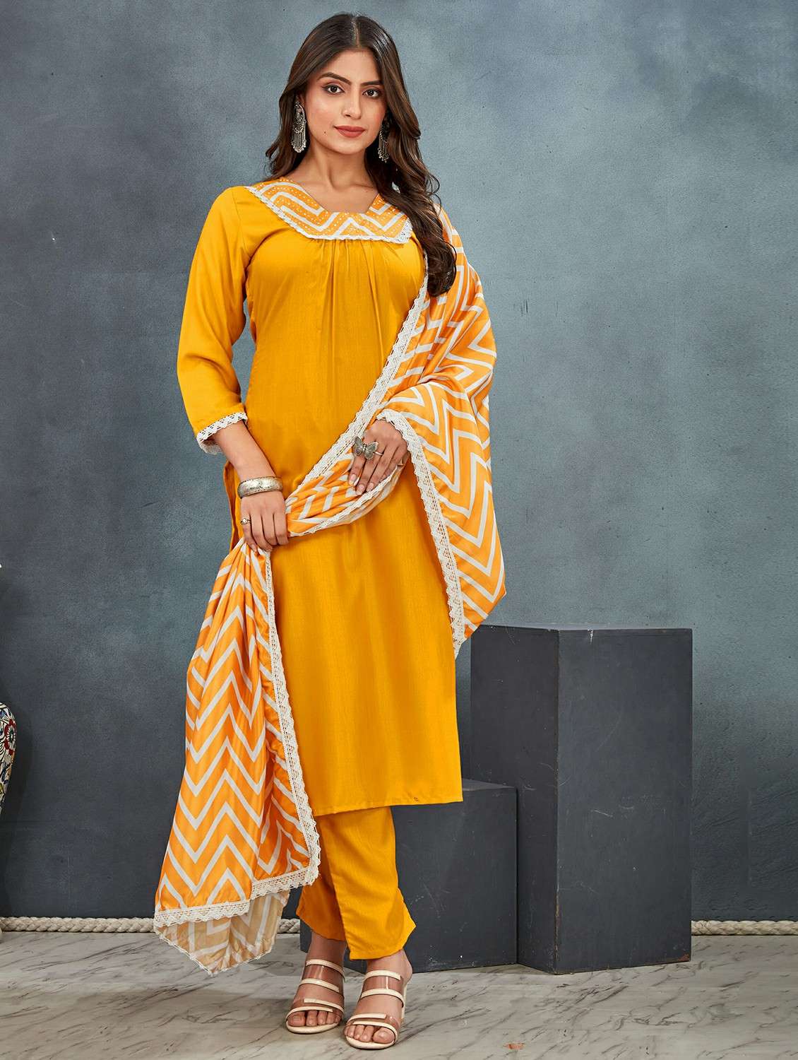 women three quarter sleeve kurta pant with dupatta set - 21983316 -  Standard Image - 1