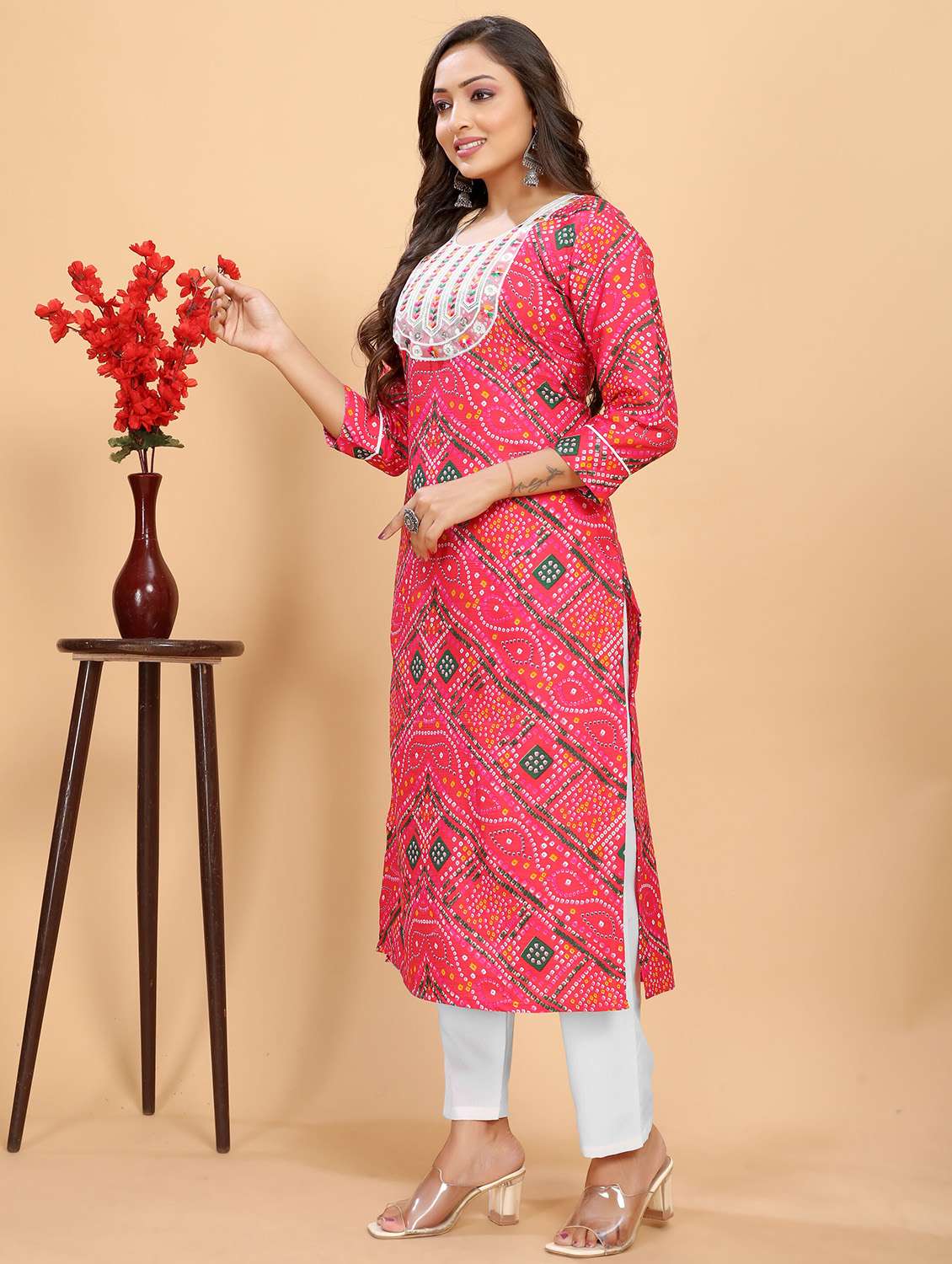 women printed three quarter sleeve kurta pant set - 21983414 -  Standard Image - 1