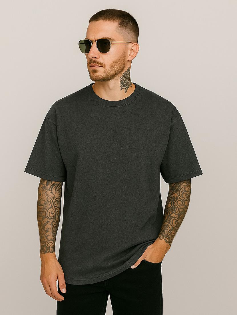 men solid short sleeve oversized t-shirt - 21983433 -  Zoom Image - 0