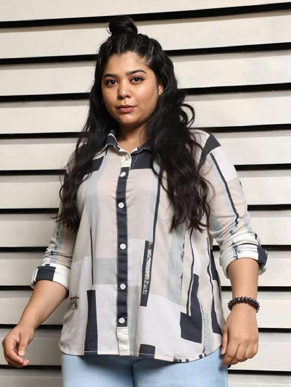 women printed long sleeve collared shirt - 21983495 - Standard Image - 1