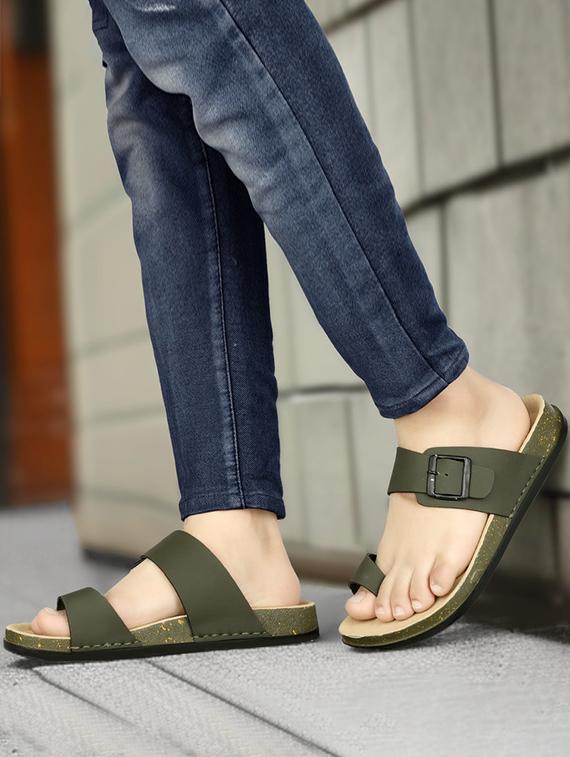 men solid one toe sandal - 21984434 - Standard Image - 1