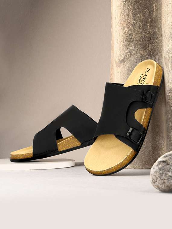 men solid slip on sandal