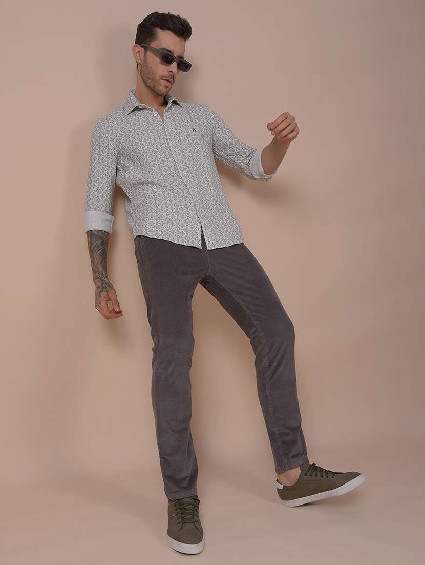 men solid mid rise slim fit corduroy trouser - 21985006 - Standard Image - 4