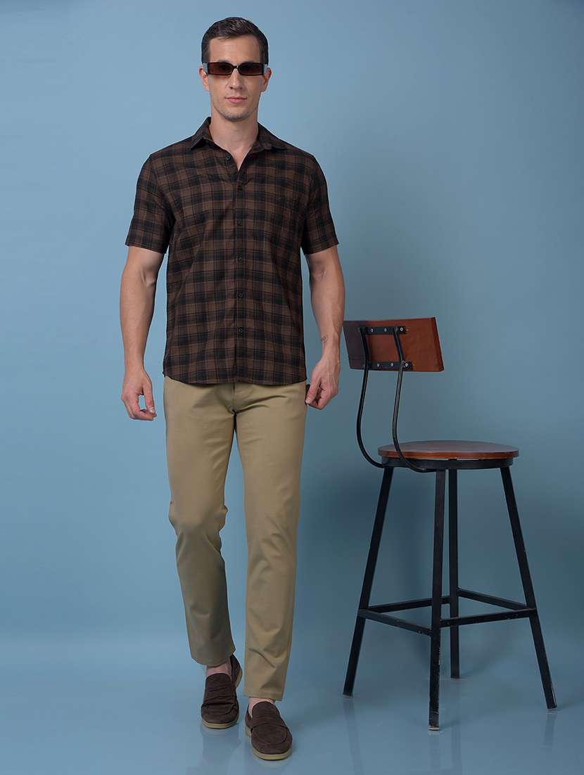 men solid mid rise slim fit chinos  - 21985034 -  Standard Image - 6