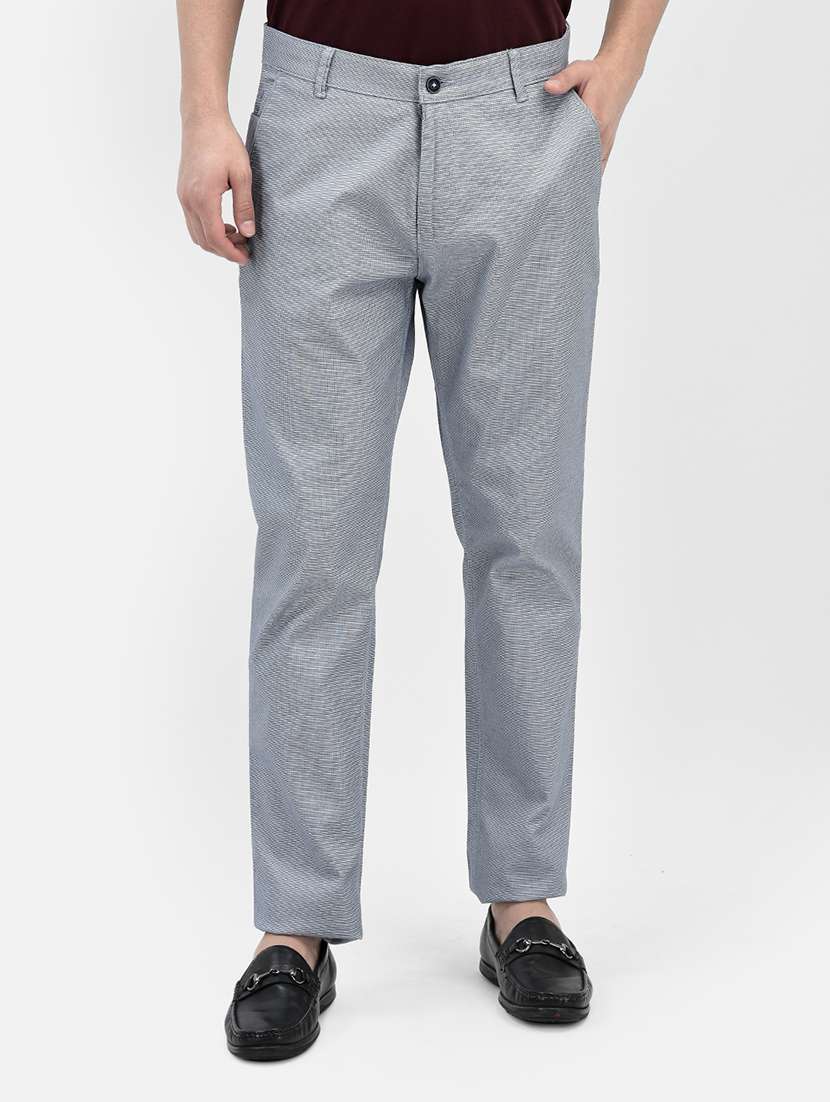 men solid mid rise straight fit chinos - 21985062 - Zoom Image - 0