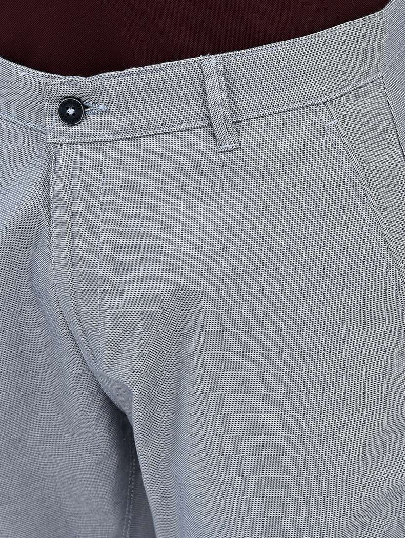 men solid mid rise straight fit chinos - 21985062 - Standard Image - 4