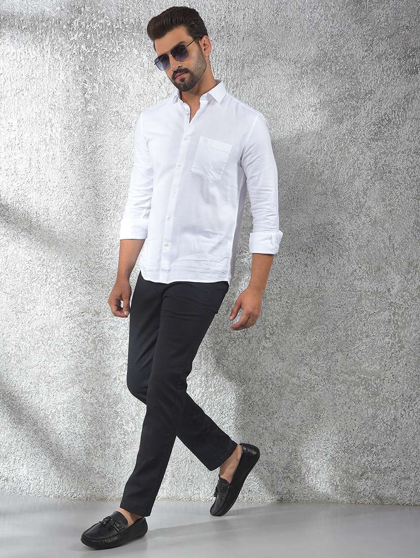 men solid mid rise straight fit chinos  - 21985073 -  Standard Image - 4