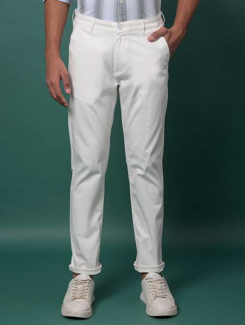 men solid mid rise slim fit chinos - 21985082 - Standard Image - 0