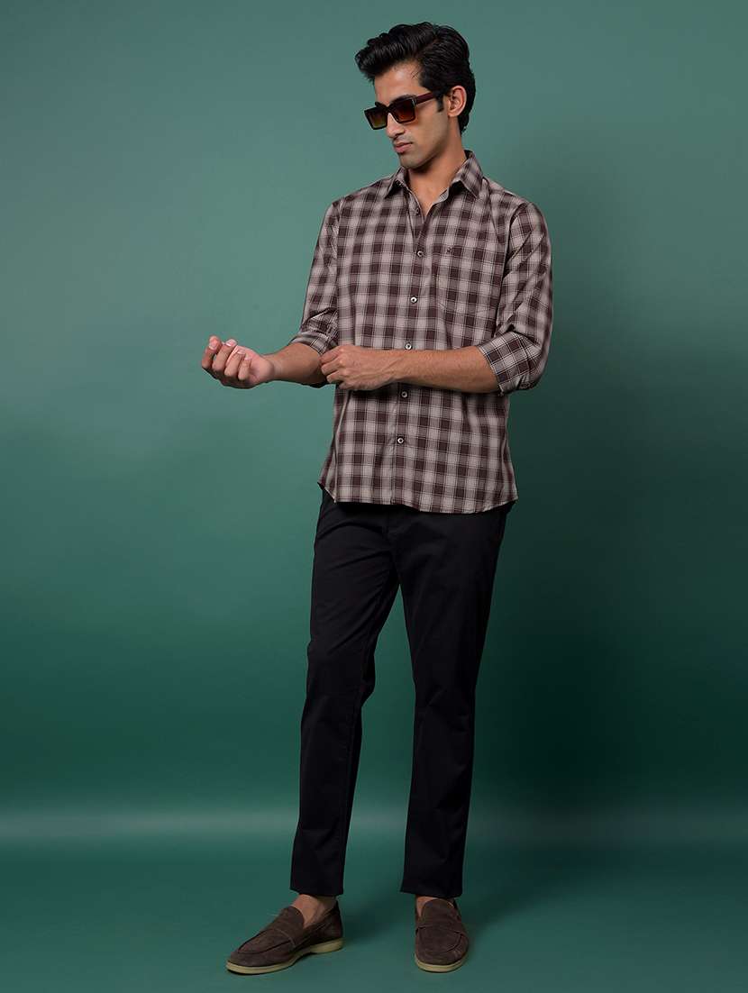 men solid mid rise straight fit chinos - 21985089 - Standard Image - 6