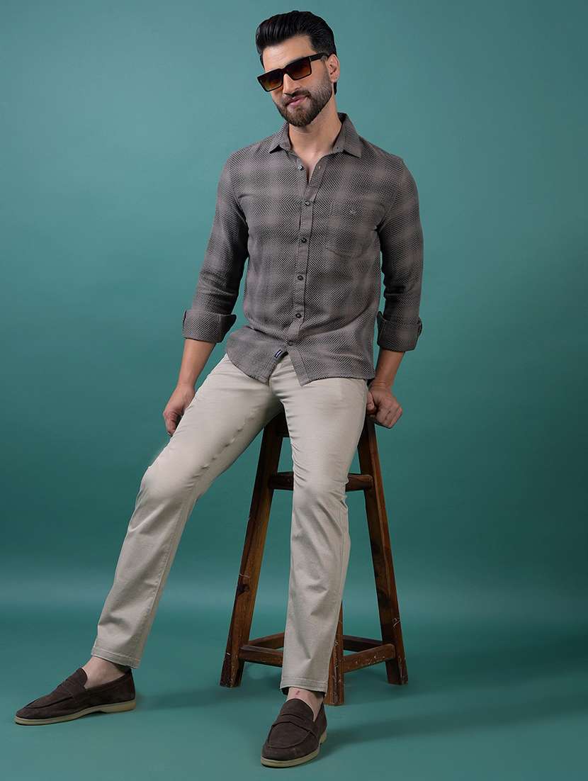 men solid mid rise straight fit chinos  - 21985094 -  Standard Image - 6