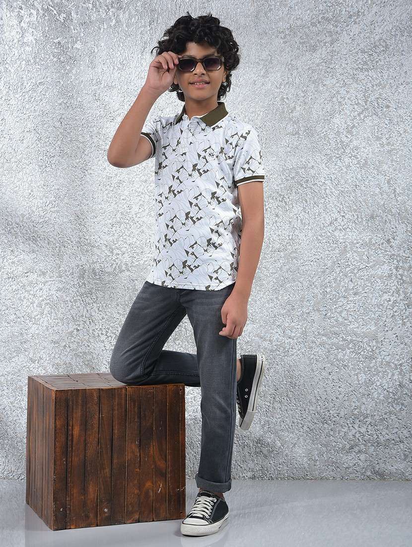 boys solid mid rise slim fit jeans - 21985148 -  Standard Image - 4