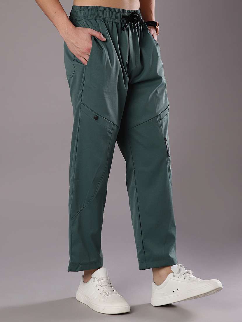 men solid mid rise regular fit cargo - 21985806 -  Standard Image - 1