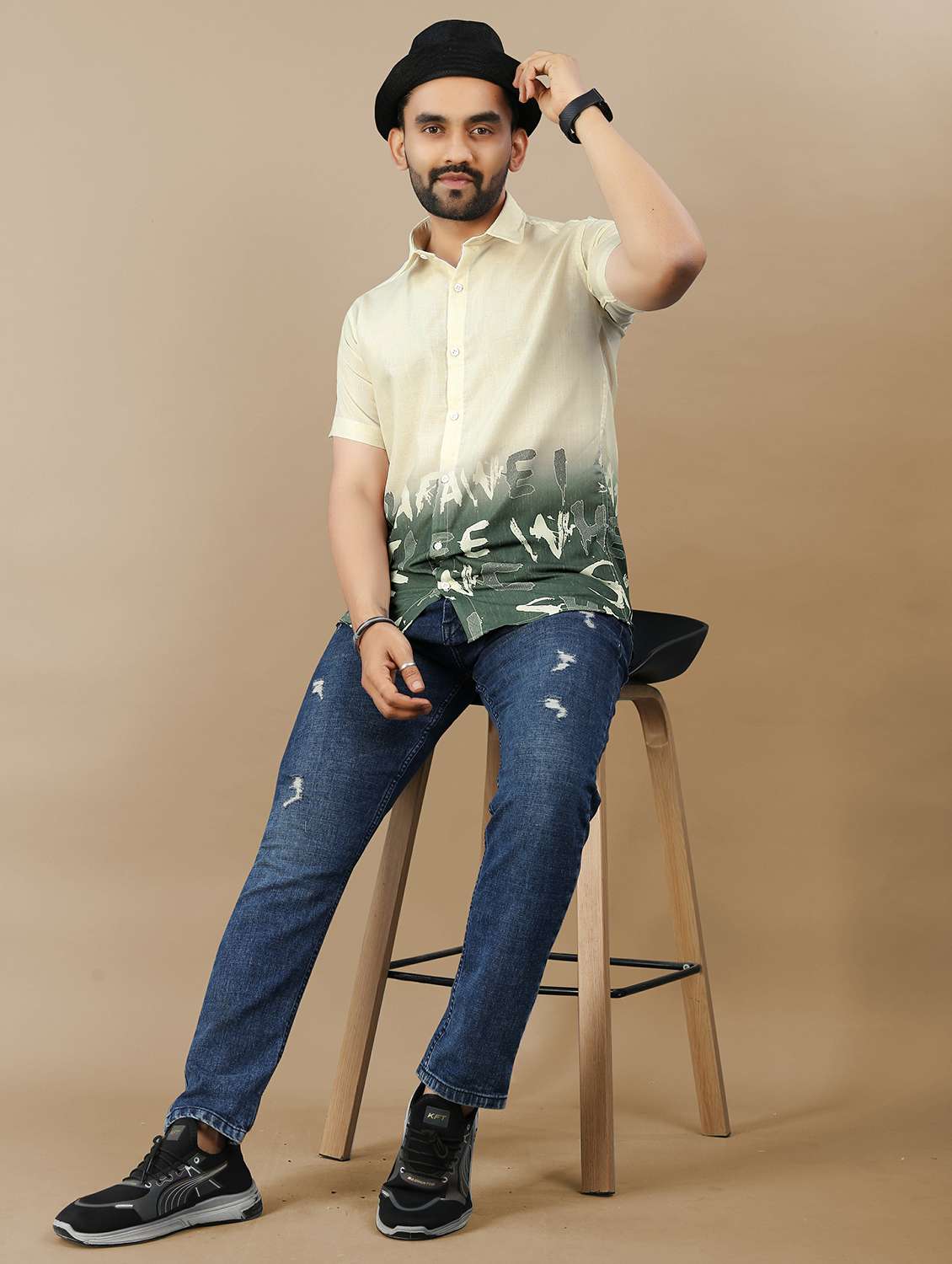 men printed short sleeve collared regular fit shirt - 21985940 -  Standard Image - 4